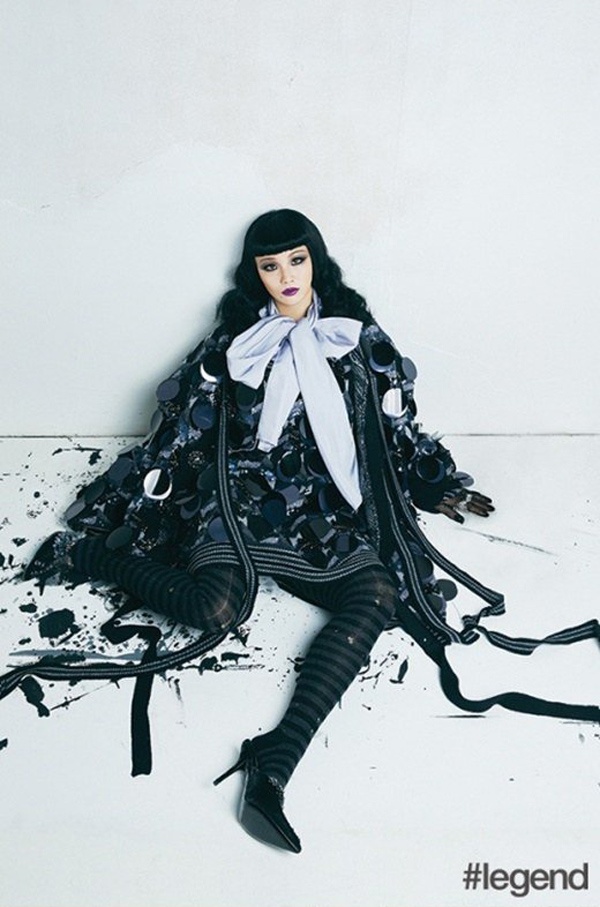 CL gay soc tren tap chi anh 6