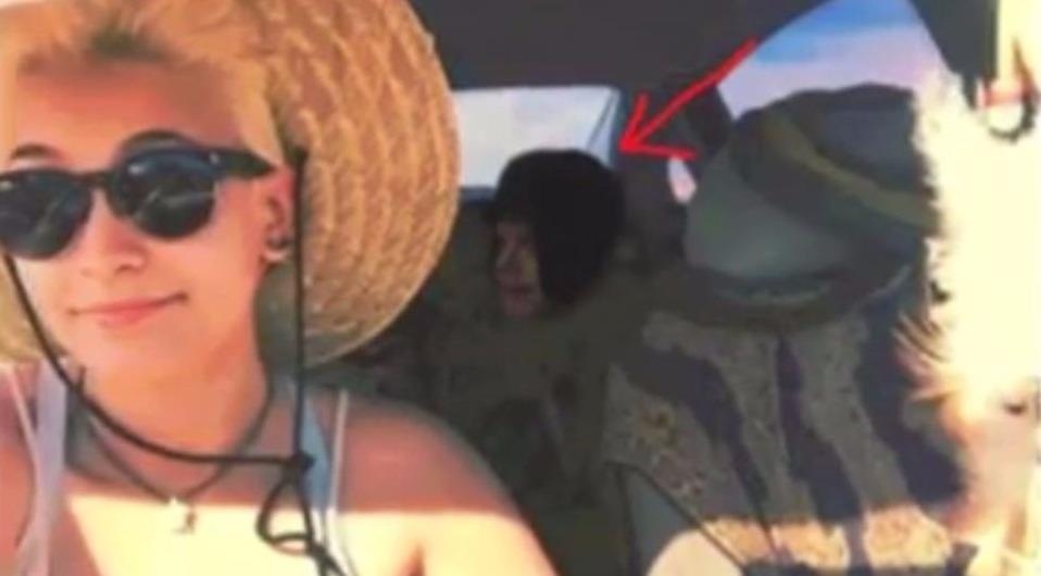 Nguoi ham mo hot hoang khi thay bong ma Michael Jackson hinh anh