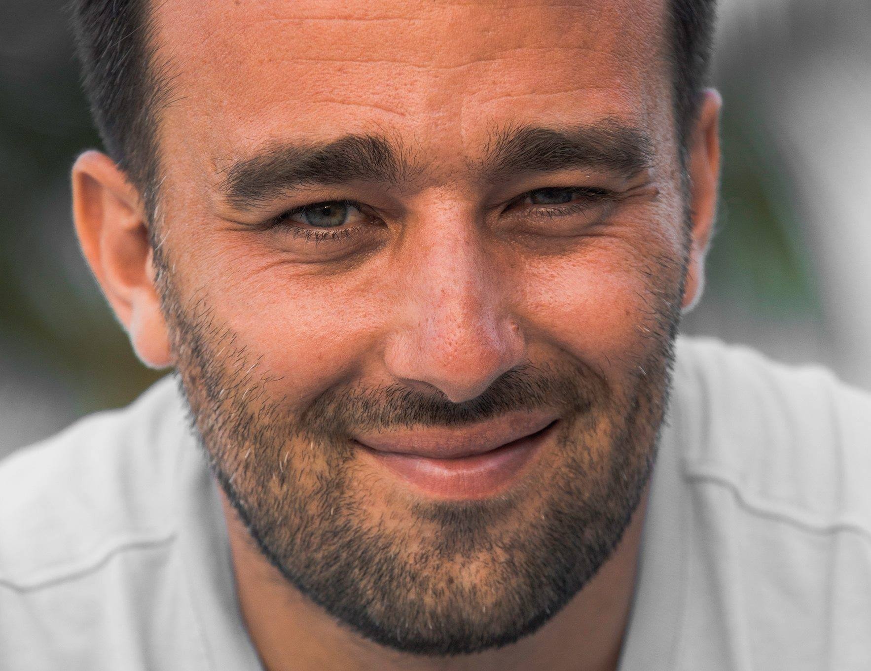 Van Mai Huong duoi ong kinh nhiep anh gia nguoi Phap anh 6