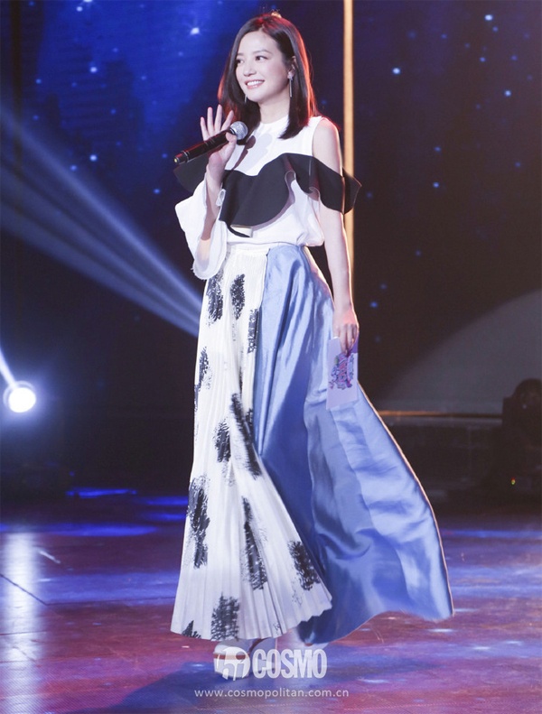 Trieu Vy mac xau anh 9