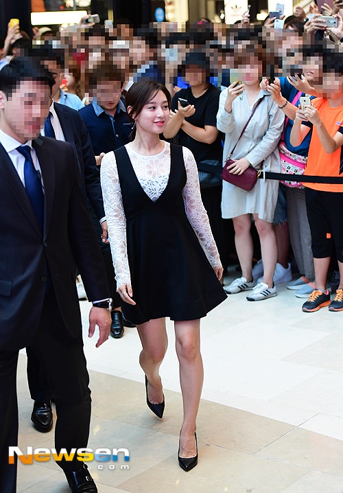 ‘Trung uy’ Kim Ji Won anh 1