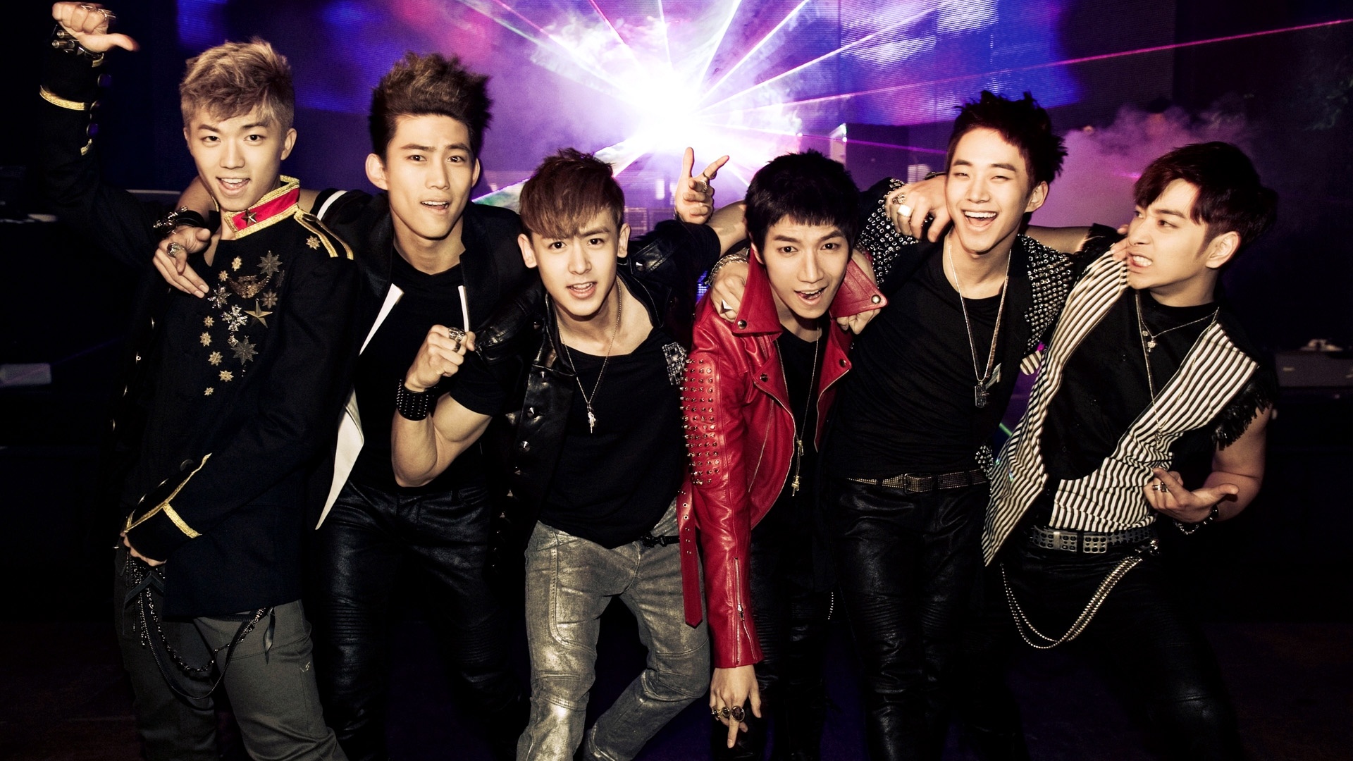 Kpop thang 9: Cuoc canh tranh khoc liet giua cac idol hinh anh