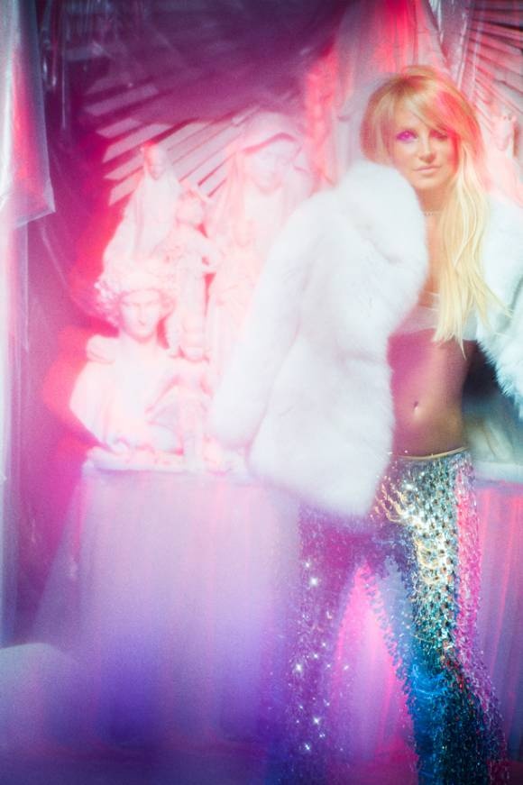 Bộ ảnh mới của Britney Spears bị chê bai thậm tệ  ảnh 6 Bo anh moi cua Britney Spears bi che bai tham te anh 6
