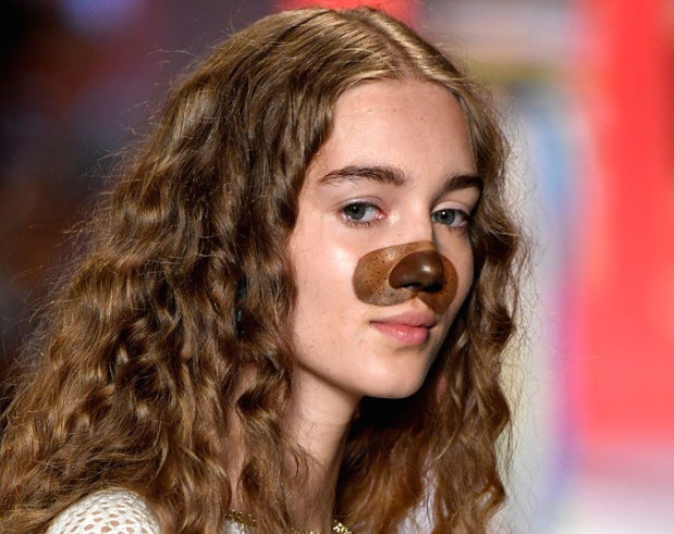 Filter Snapchat thanh xu huong trang diem tai NYFW hinh anh