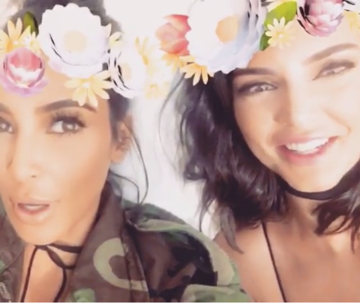 NYFW: Bo loc cua Snapchat buoc ra doi thuc anh 5