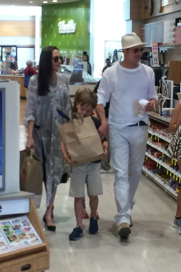 Angelina Jolie – Brad Pitt chia tay anh 2