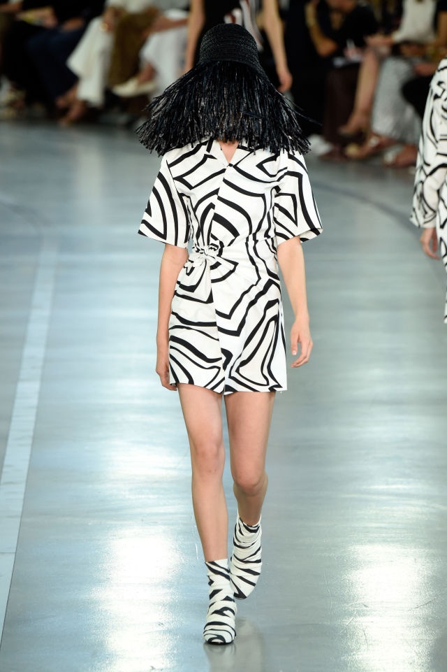 ‘Mu choi’ – mot la doi tai Tuan le thoi trang Milan anh 3