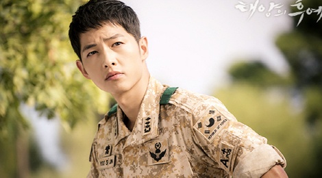 Song Joong Ki quyen luc nhat showbiz Han hinh anh
