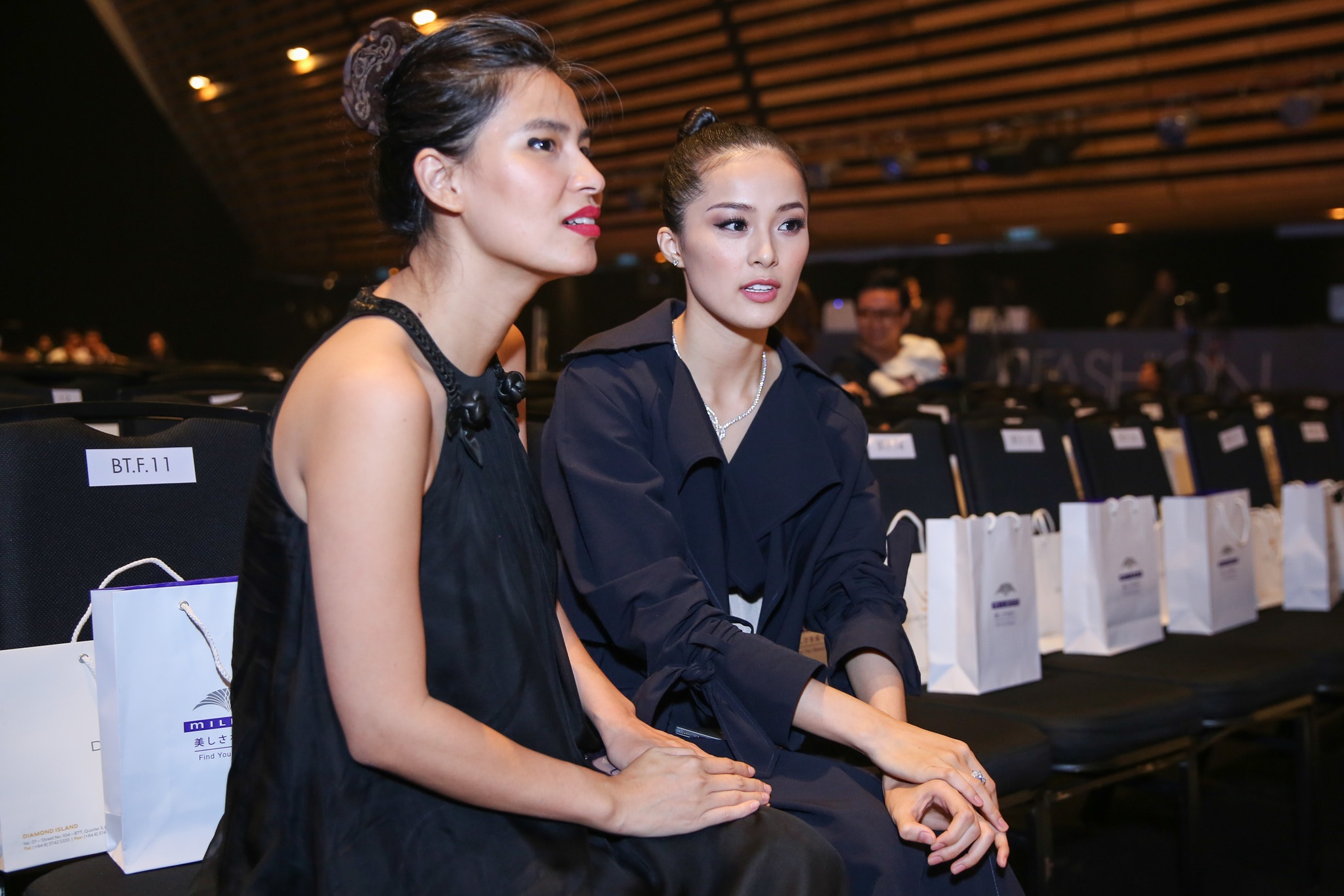 Ha Vi di xem thoi trang bang sieu xe Cuong Do La anh 2