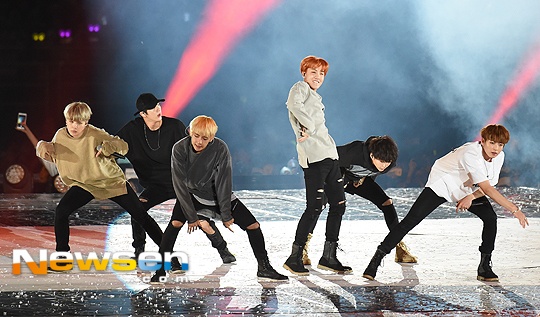 SNSD bieu dien anh 5