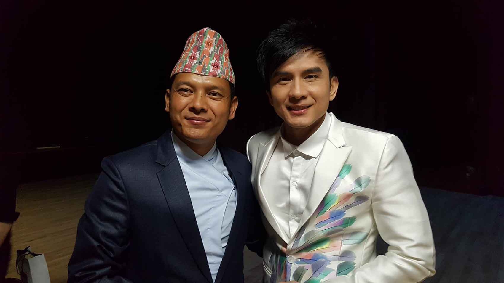 Đan Trường biểu diễn ở Asian Pops Music 2016 ảnh 2 Dan Truong bieu dien o Asian Pops Music 2016 anh 2