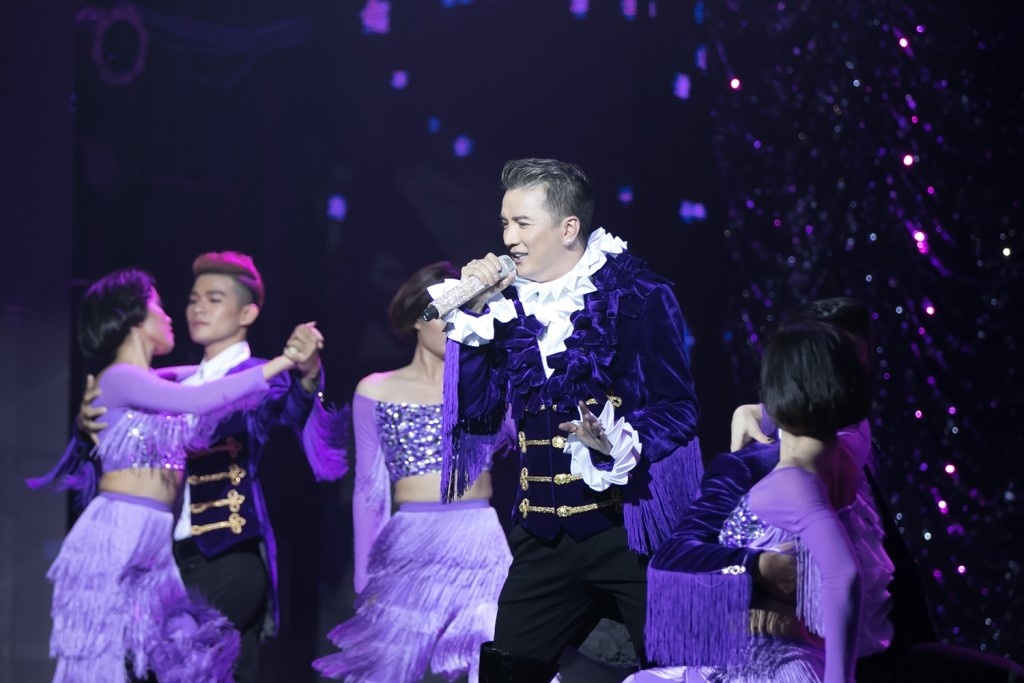 phong cach thoi trang Dam Vinh Hung anh 5