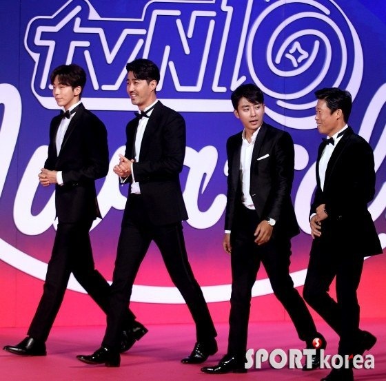 My nhan tu tuan xu Han goi cam anh 10