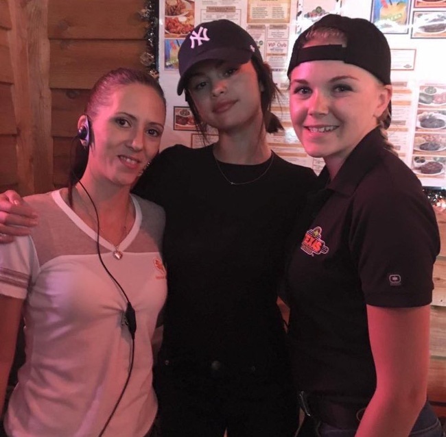 Selena Gomez trở lại ảnh 2 Selena Gomez tro lai anh 2