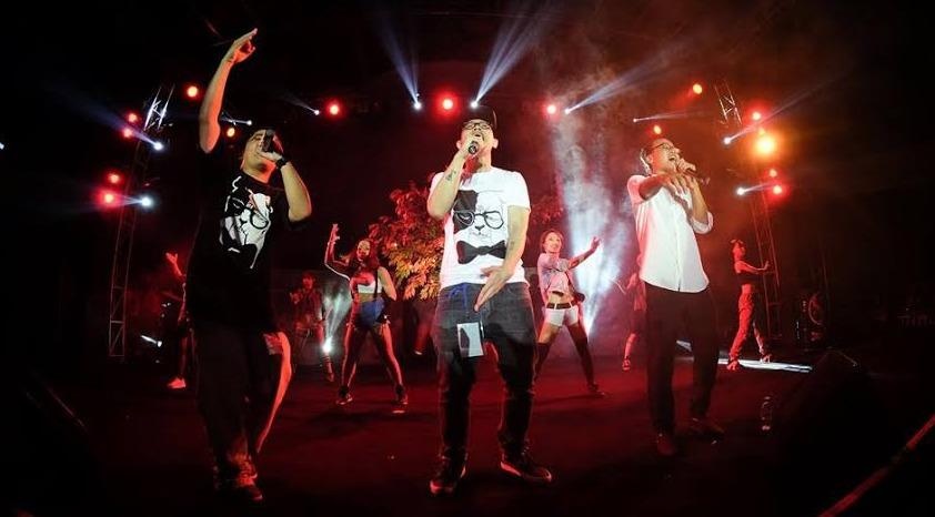 Show nhac underground ban het 2.000 ve truoc 2 tuan hinh anh