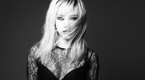 Ban gai Son Tung M-TP khac la trong bo anh moi hinh anh