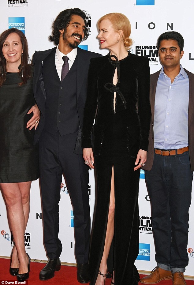 Nicole Kidman boi roi vi dien vay xe sau anh 4