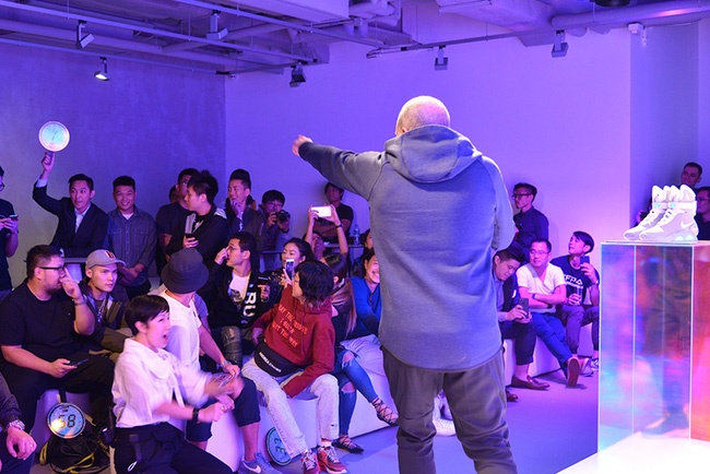 Giay Nike 100.000 USD anh 6