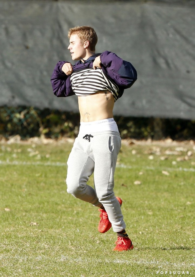 Justin Bieber mac quan tuot anh 1