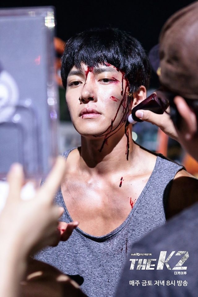 Hau truong phim K2 cua Yoona,  Ji Chang Wook anh 7