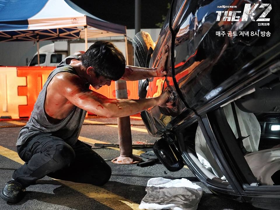 Hau truong phim K2 cua Yoona,  Ji Chang Wook anh 6