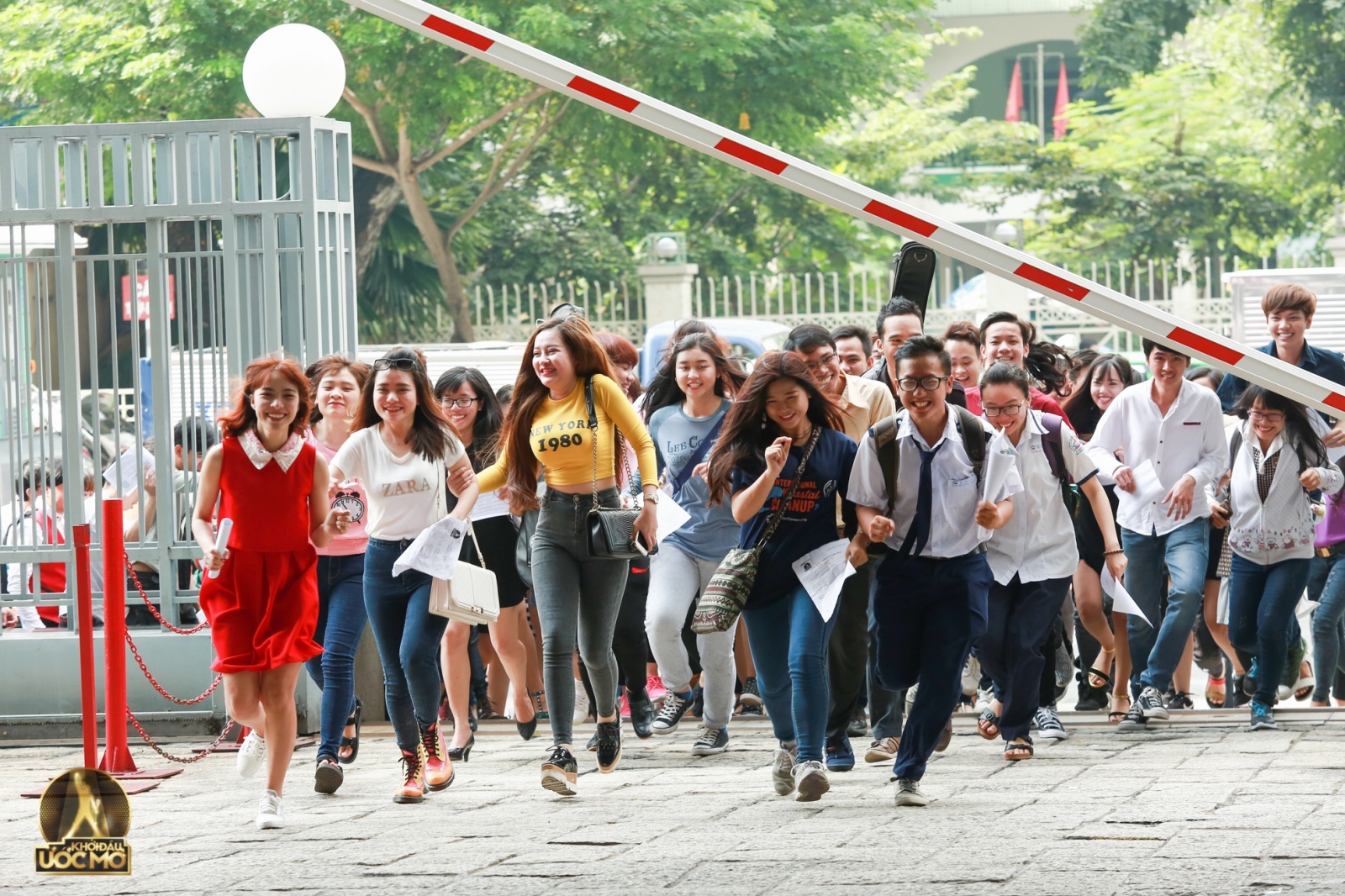 Chúng Huyền Thanh hộ tống bạn trai đi casting ảnh 11 Chung Huyen Thanh ho tong ban trai di casting anh 11