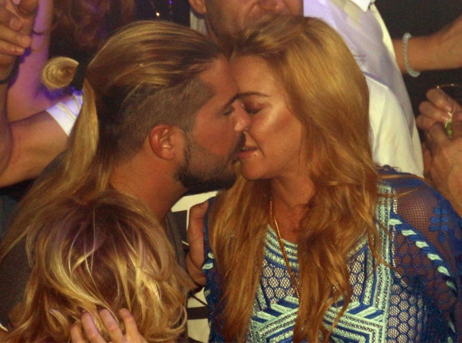 Lindsay Lohan co ban trai moi anh 2