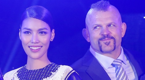 Dan sao Viet du tiec cung huyen thoai vo thuat My hinh anh