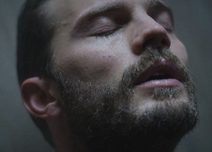 Tai tu ’50 Sac thai’ dien canh tam khoa than trong phim moi hinh anh