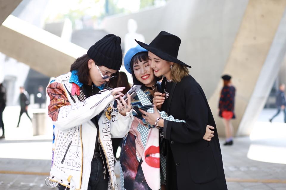 gioi tre viet tai seoul anh 10