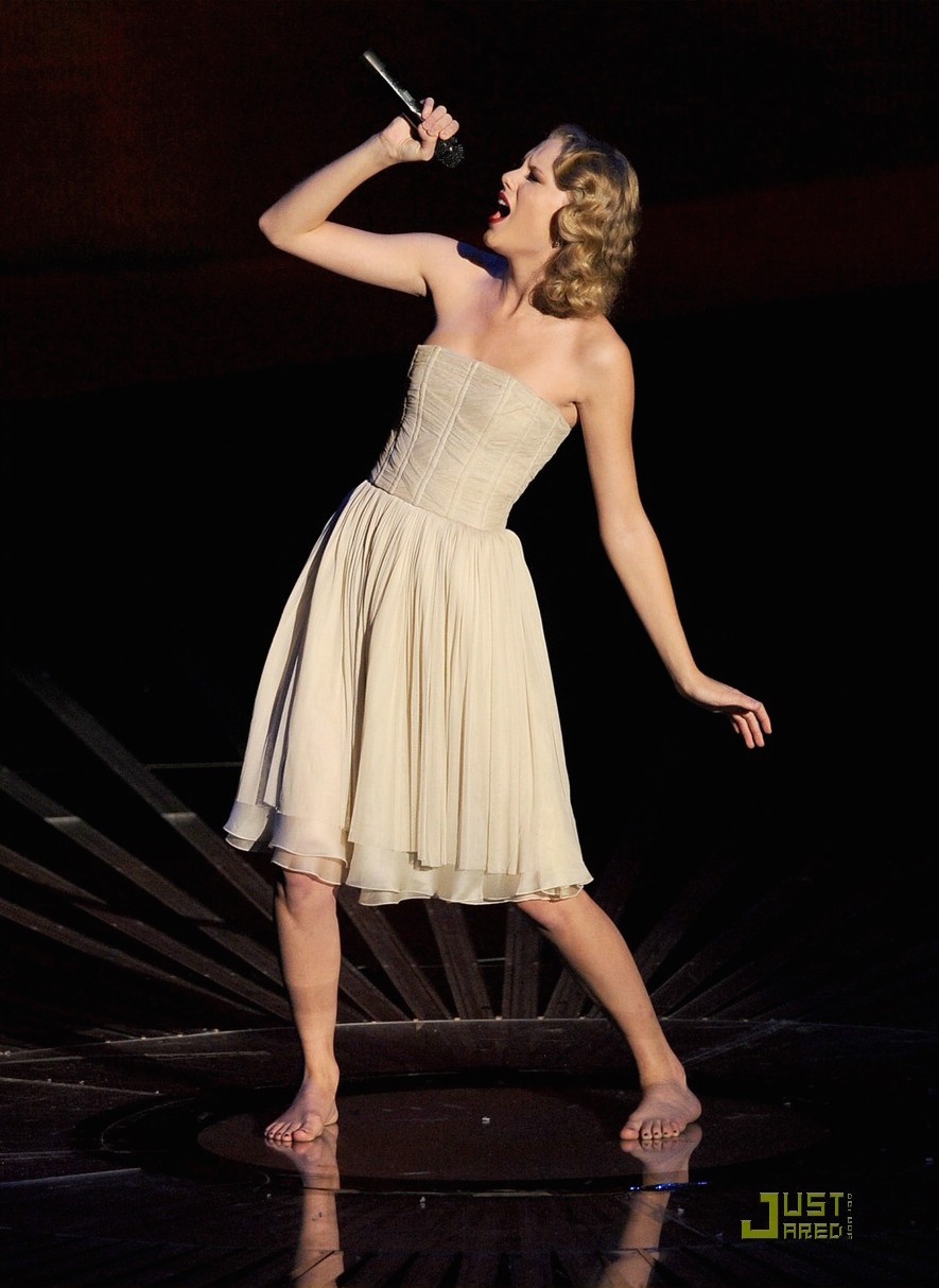 hanh trinh ca hat cua Taylor Swift anh 6