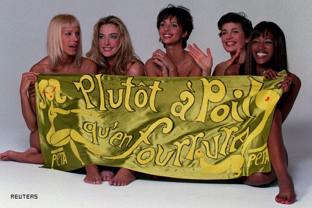 naomi cambell mac ao long thu anh 1