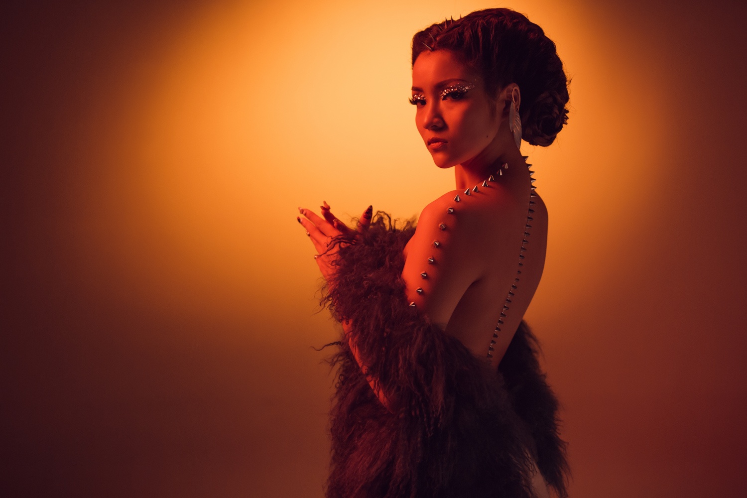 Thủy Top tung trailer Be Your Own Color ảnh 1 Thuy Top tung trailer Be Your Own Color anh 1