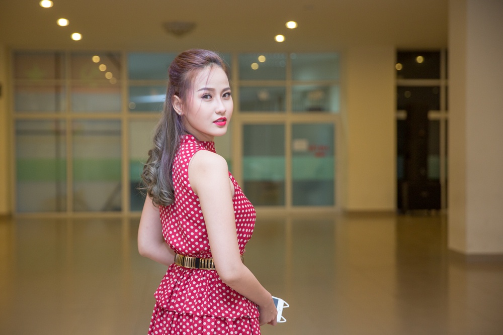 Khanh Ngan tham gia su kien gay quy anh 1