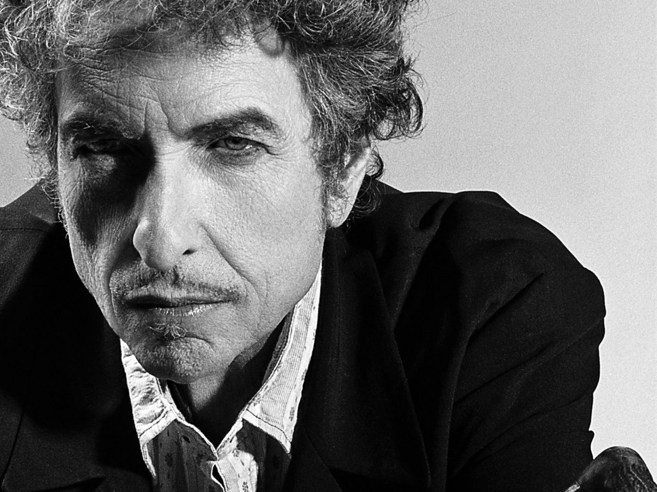 Bob Dylan: ‘Giai Nobel lam toi cam nin’ hinh anh