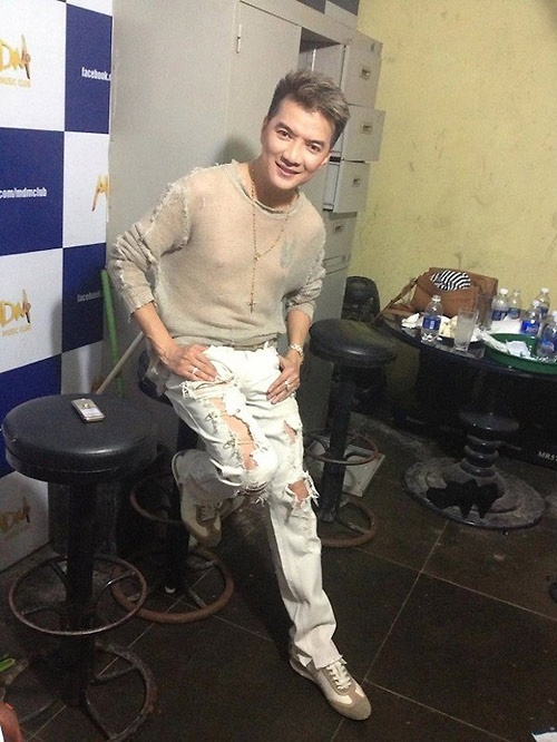 sao viet mac jeans rach anh 3