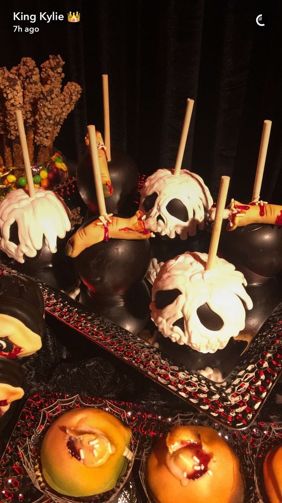 kylie kendall jenner choi halloween anh 6