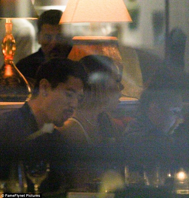 Mariah Carey hen ho bo tre anh 4