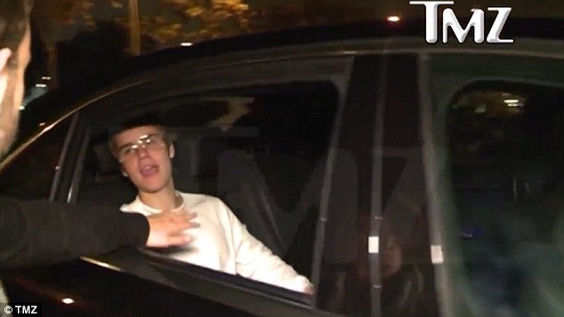 Justin Bieber đánh fan  ảnh 1 Justin Bieber danh fan anh 1