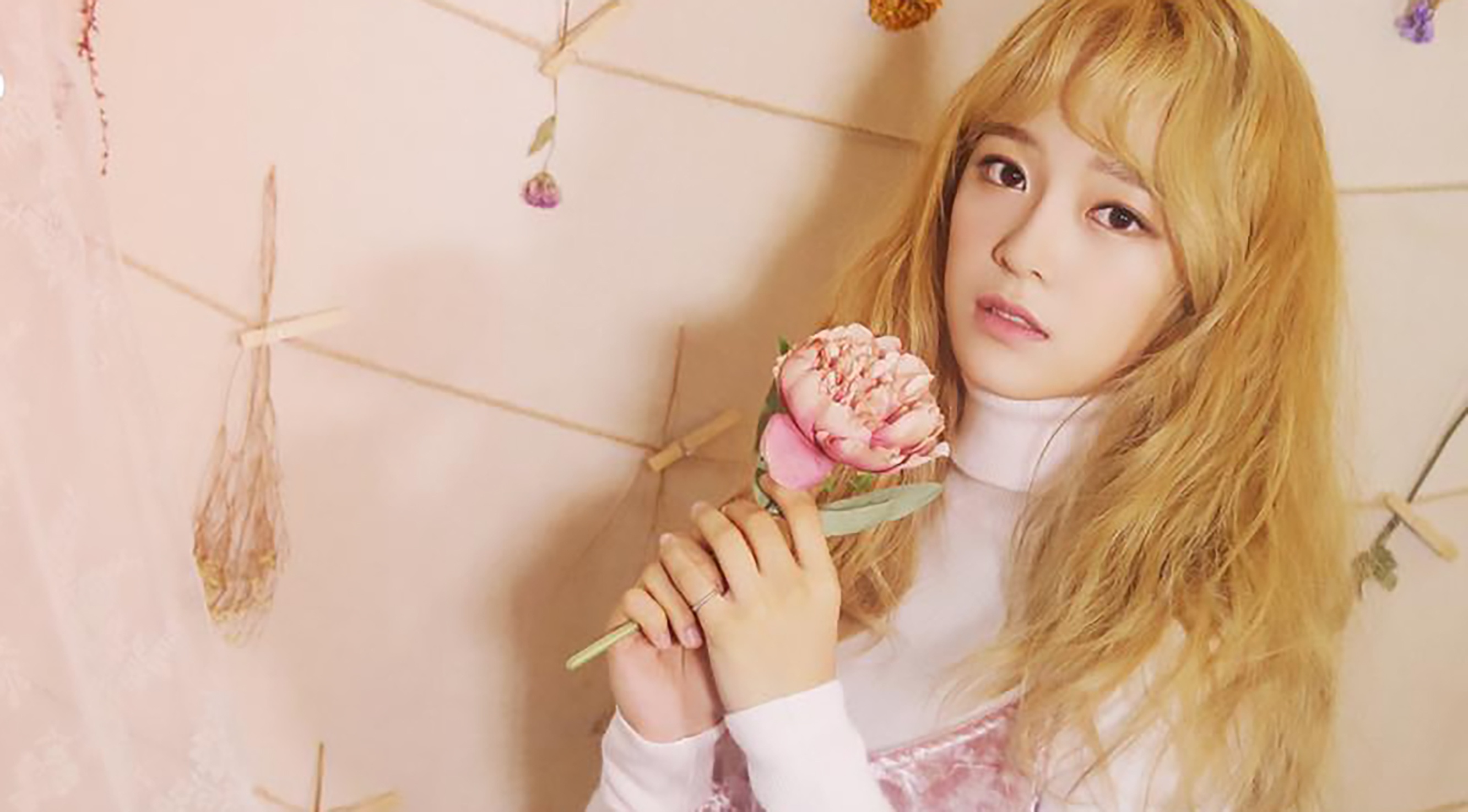 Ca khuc cua Zico va SeJeong (I.O.I) thanh cong bat ngo hinh anh
