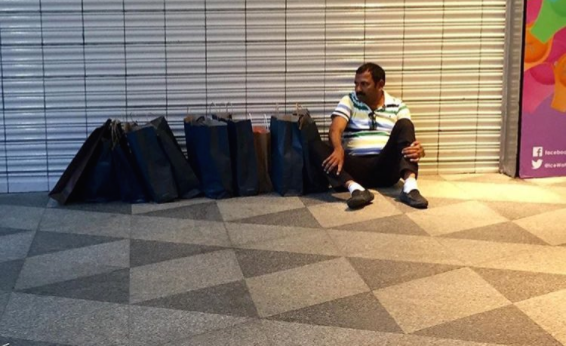 Noi kho chi dan ong moi hieu trong ngay Black Friday hinh anh