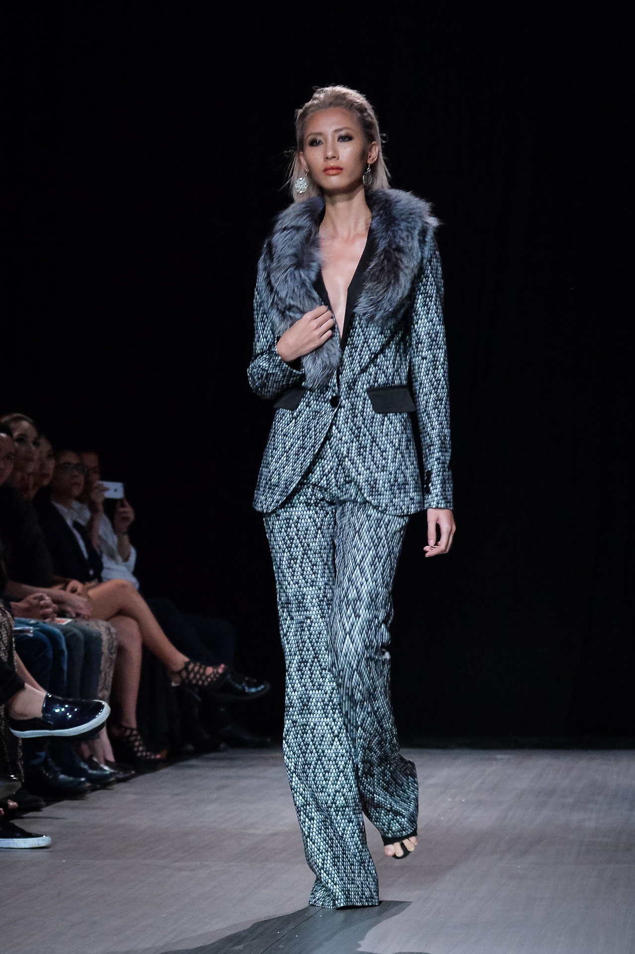 thieu nu mong co Lan Khue anh 7