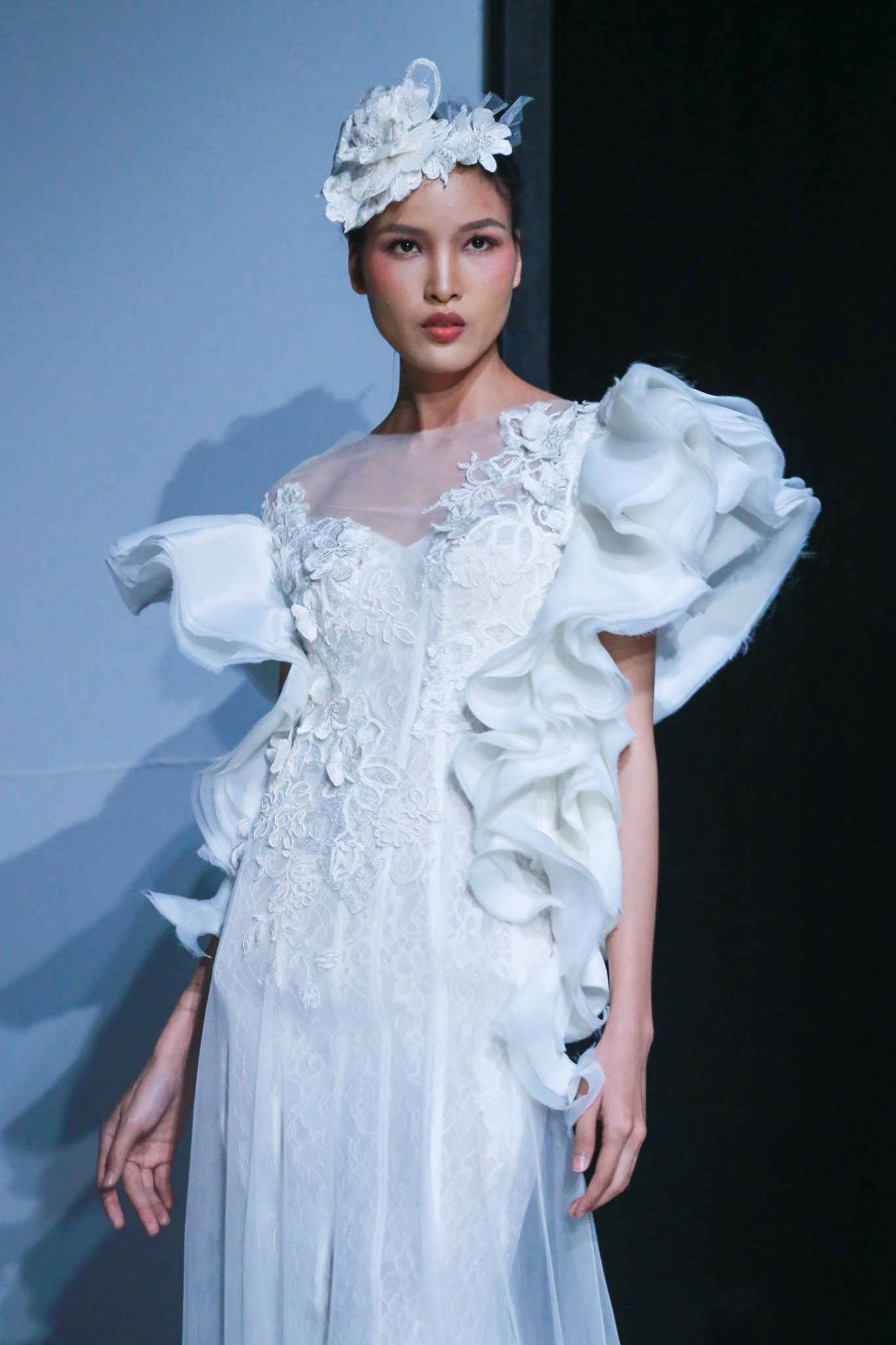 Mai Ngo,  Thuy Dung lam vedette trong show dien anh 4