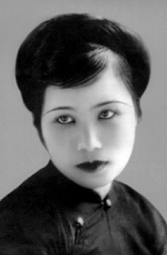 Nhà thơ Hằng Phương ảnh 1 Nha tho Hang Phuong anh 1