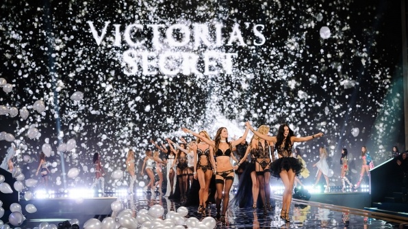 bi mat cua Victoria's Secret anh 9