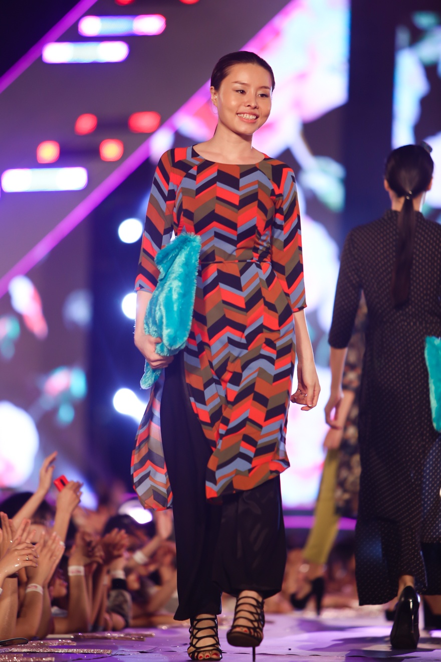 BB Tran gia gai anh 6