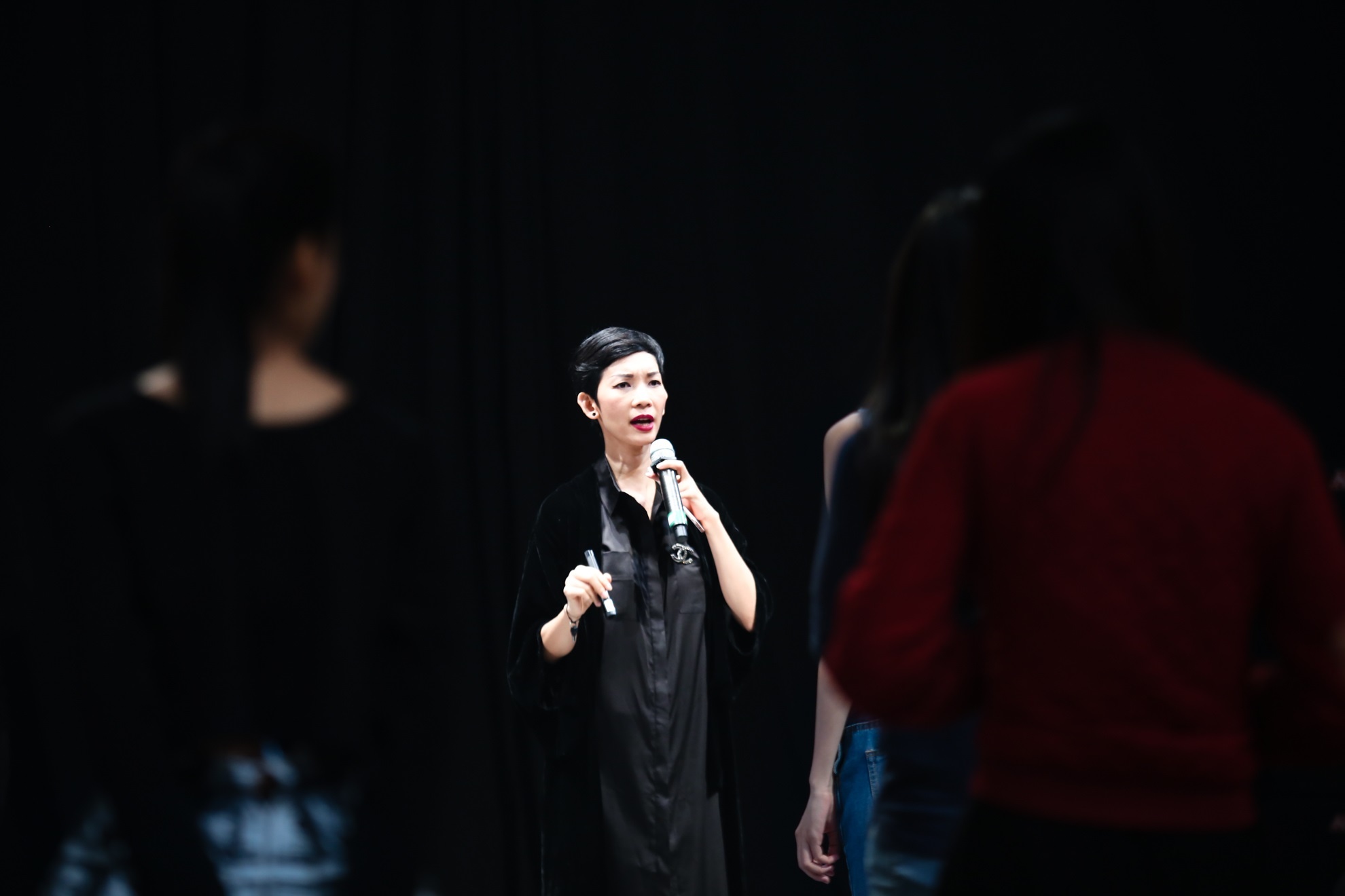 dao dien catwalk xuan lan anh 2