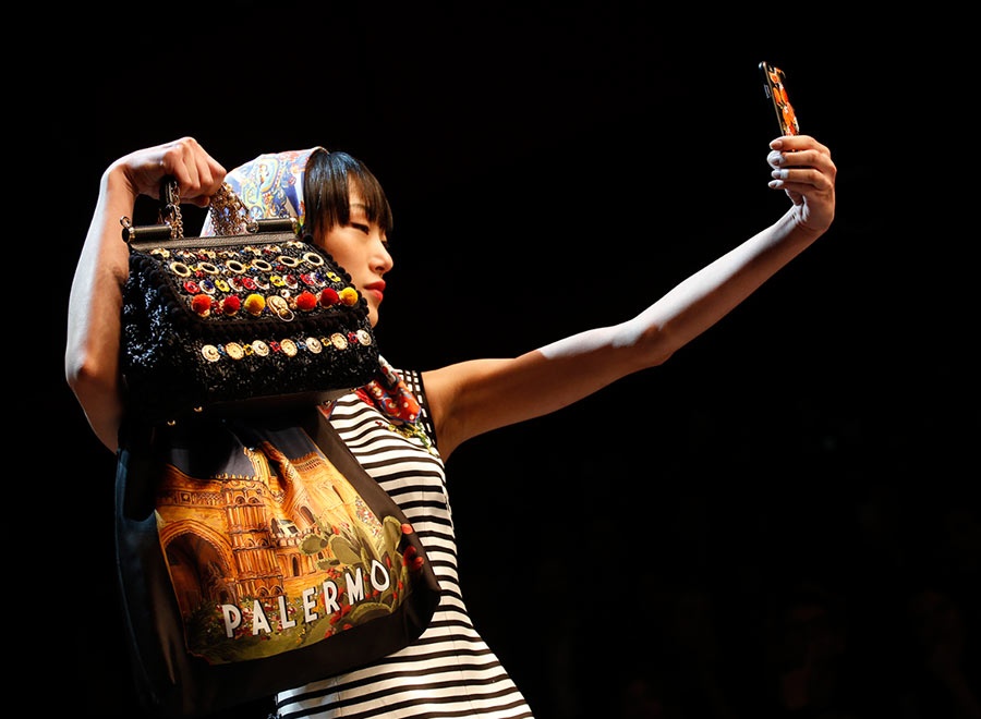 show thoi trang ky quai anh 4