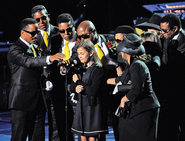 Con gai tiet lo bi mat cua Michael Jackson hinh anh