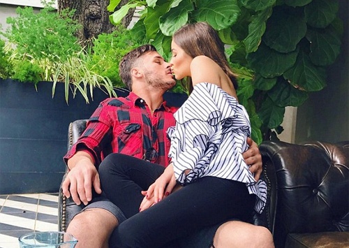 Hoa hau Hoan vu Olivia Culpo dang anh au yem ban trai hinh anh